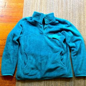 Teal patagonia fleece. Like new!